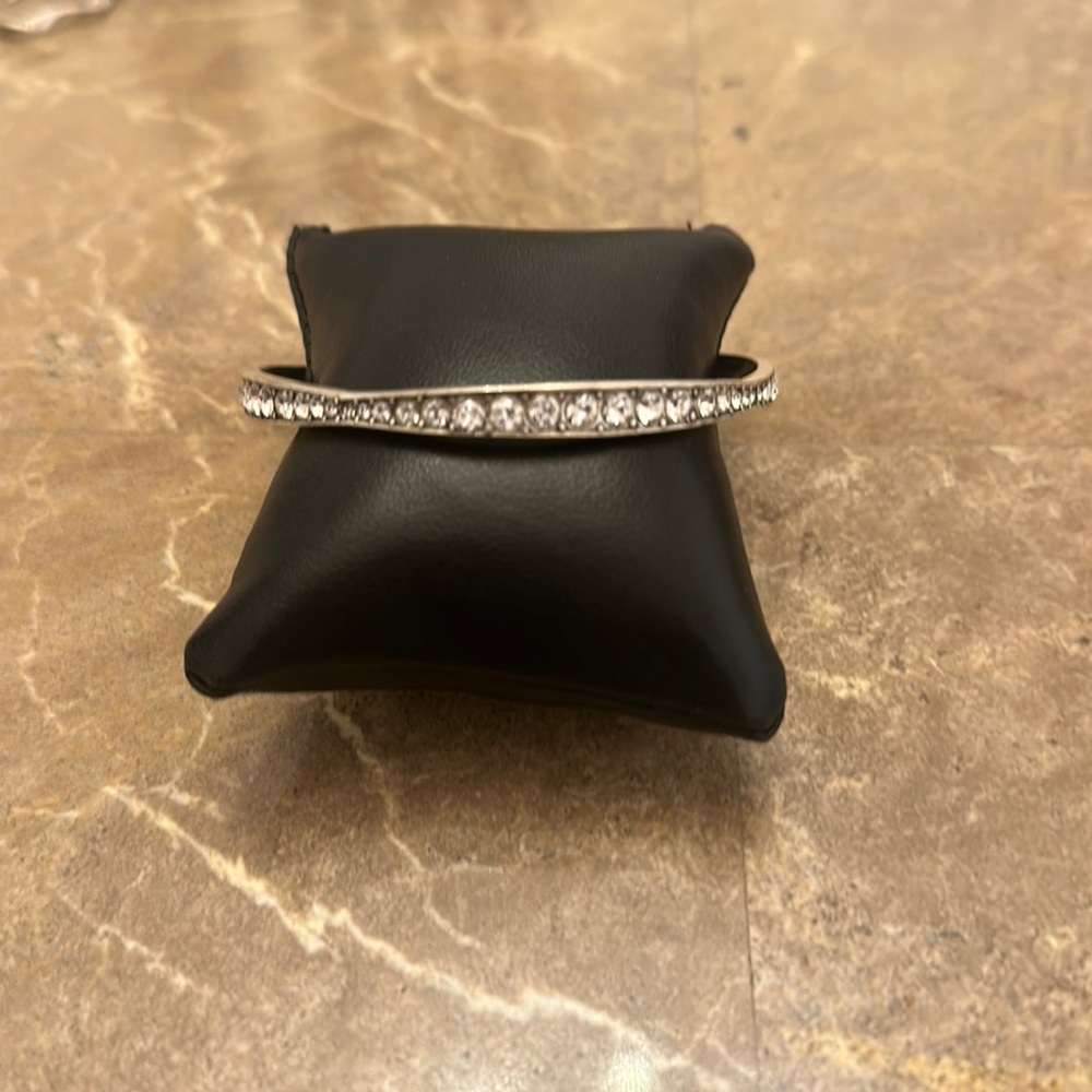 Brighton Light Hearted Bangle